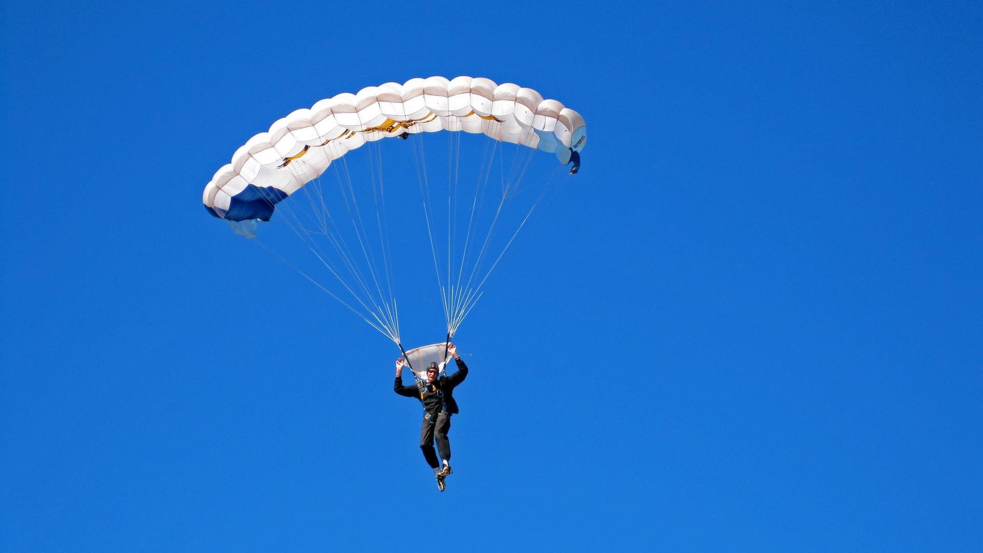 中国足球裁判员执法能力提升培训启动,足球裁判员资格考试